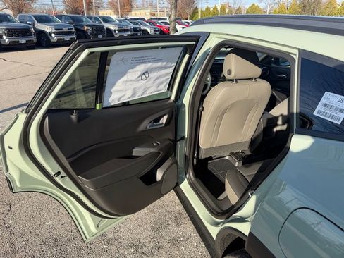 New 2026 Chevrolet Trax ACTIV image 16