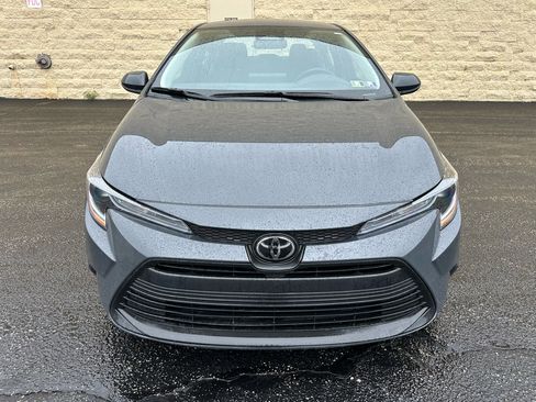Used 2025 Toyota Corolla LE image 7