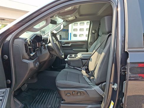 Certified 2023 Chevrolet Silverado 1500 LT AWD/4WD image 11