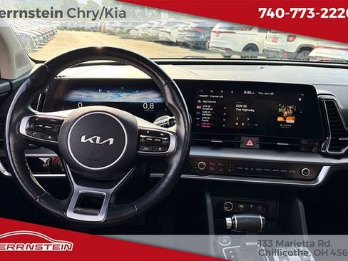 Used 2023 Kia Sportage SX AWD/4WD image 6