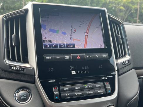 Used 2021 Toyota Land Cruiser Heritage Edition AWD/4WD image 37