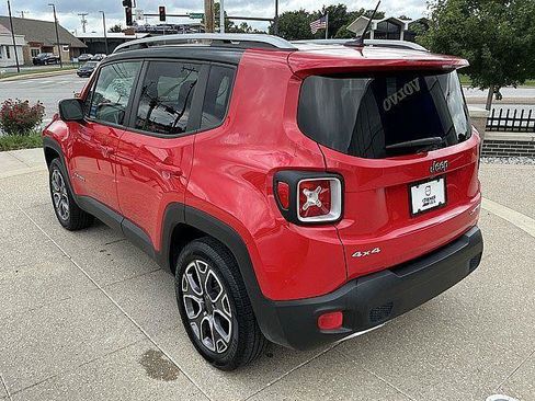 Used 2015 Jeep Renegade Limited AWD/4WD image 10