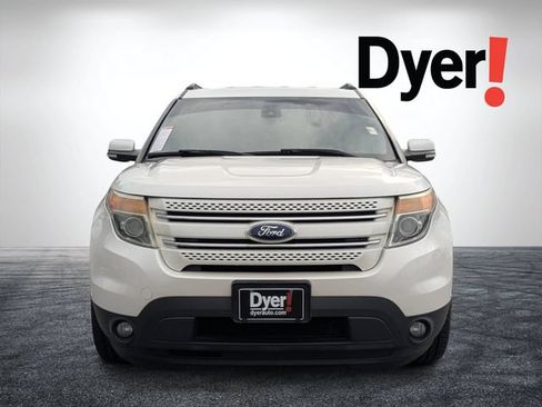 Used 2014 Ford Explorer Limited w/ Equipment Group 302A FWD image 9