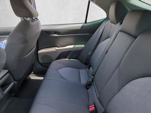Used 2024 Toyota Camry LE FWD image 17