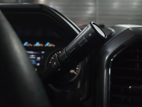 Used 2018 Ford F150 XLT w/ Equipment Group 302A Luxury image 23