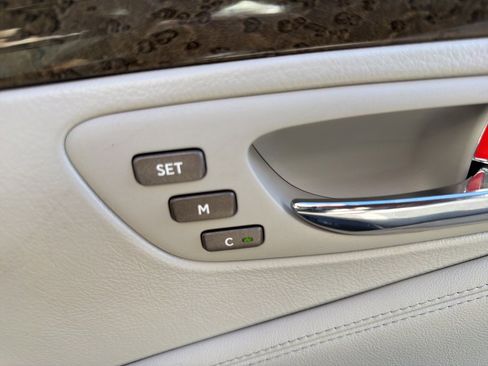 Used 2008 Lexus LS 600h L image 27