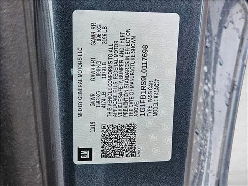 Used 2020 Chevrolet Camaro LT RWD image 15