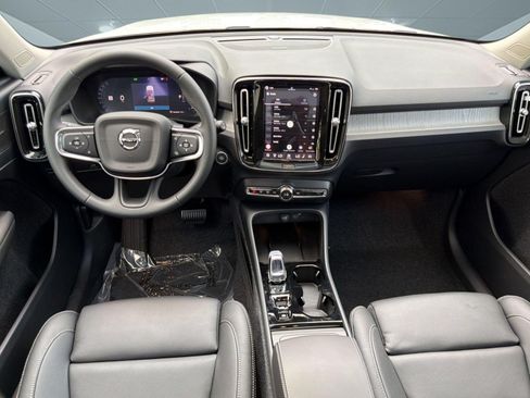 New 2026 Volvo XC40 B5 Plus w/ Climate Package AWD/4WD image 26