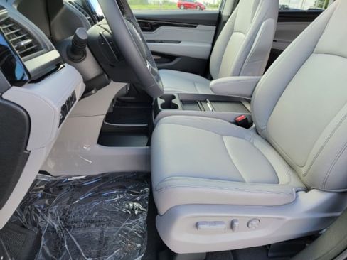Used 2024 Honda Odyssey Touring image 21