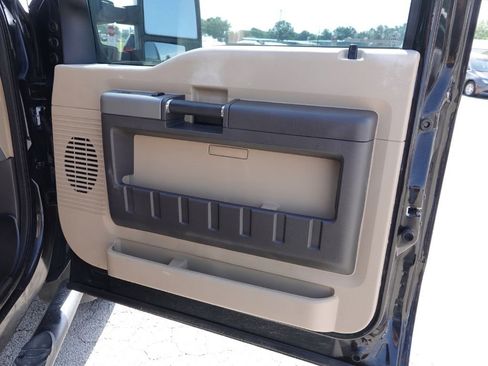 Used 2014 Ford F250 Lariat w/ Chrome Package image 36