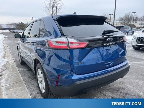 Certified 2024 Ford Edge SE image 6
