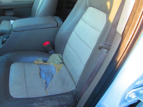 Used 2003 Ford Explorer Eddie Bauer image 8