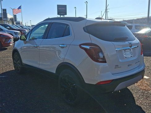 Certified 2018 Buick Encore Essence image 4