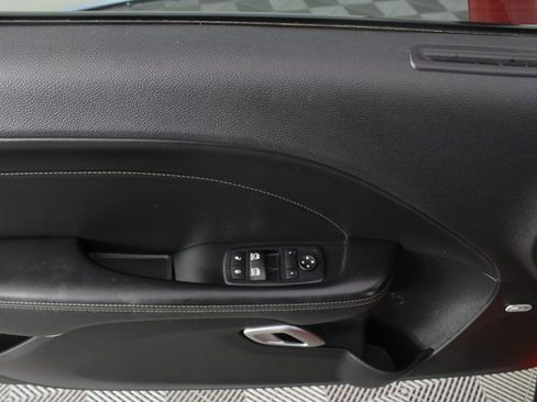 Used 2016 Dodge Challenger R/T Plus image 15