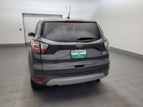 Used 2017 Ford Escape SE AWD/4WD image 6
