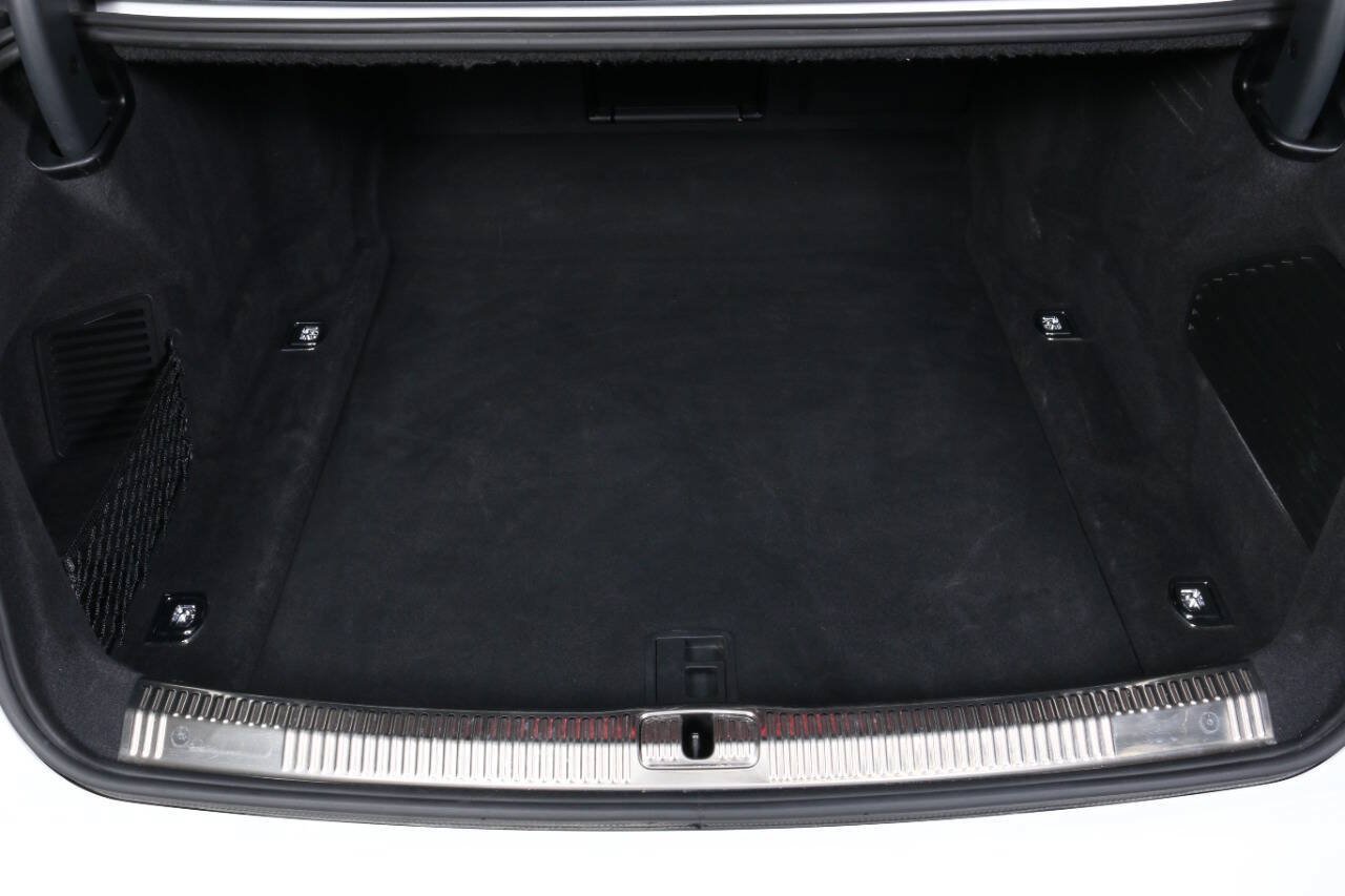 Used 2022 Audi A8 L 3.0T AWD/4WD image 23