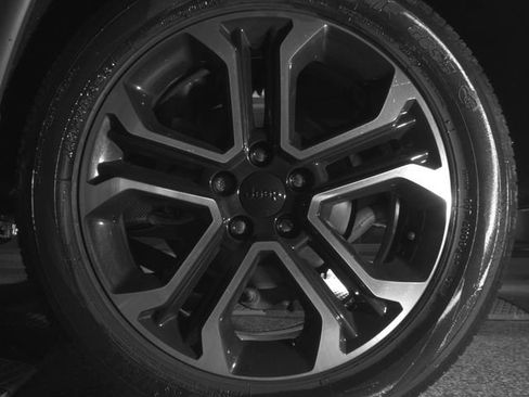 Used 2022 Jeep Compass Limited w/ Sun and Sound Group image 56