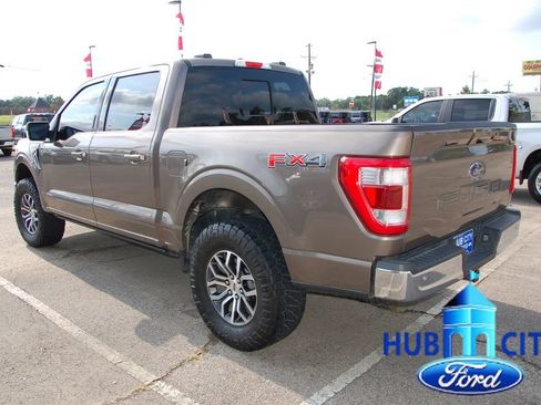 Used 2022 Ford F150 Lariat w/ FX4 Off-Road Package AWD/4WD image 3
