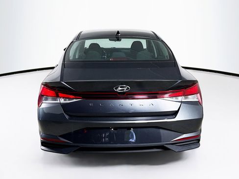 Used 2023 Hyundai Elantra SEL image 30