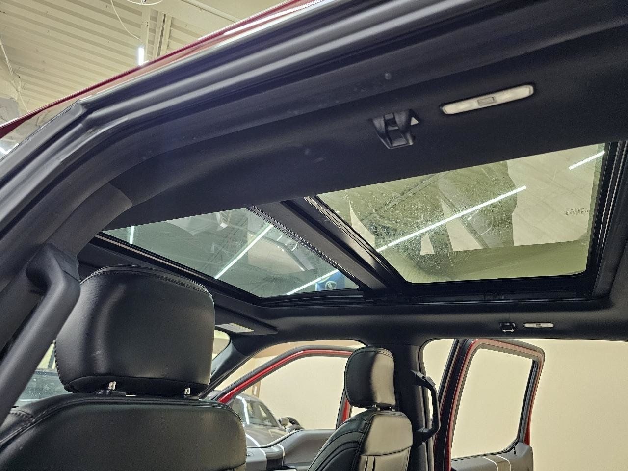 Used 2018 Ford F150 Platinum w/ Equipment Group 701A Luxury RWD image 40