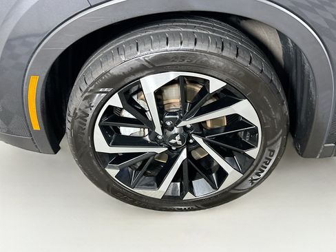 Used 2024 Mitsubishi Outlander SE AWD/4WD image 11