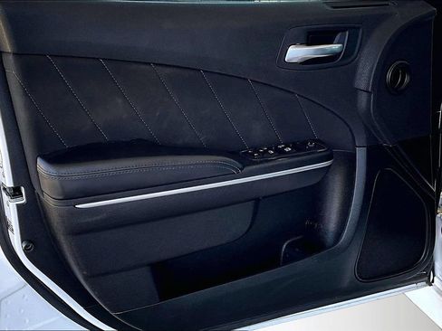 Used 2022 Dodge Charger R/T RWD image 19