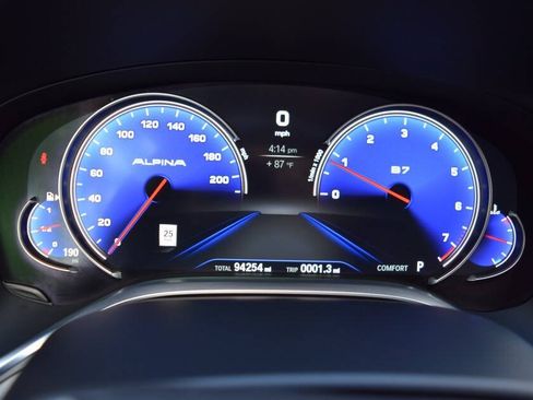 Used 2017 BMW ALPINA B7 xDrive AWD/4WD image 69