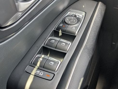 New 2026 Kia Sorento S FWD image 29