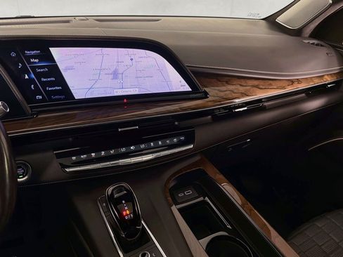 Used 2023 Cadillac Escalade Sport Platinum w/ LPO, ONYX Package AWD/4WD image 21