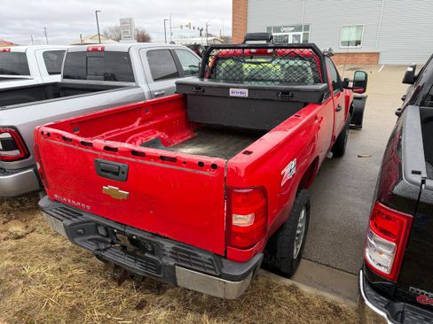 Used 2014 Chevrolet Silverado 2500 LT w/ Interior Plus Package image 6