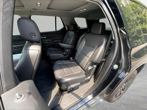 Used 2021 Chevrolet Traverse Premier w/ Redline Edition AWD/4WD image 23