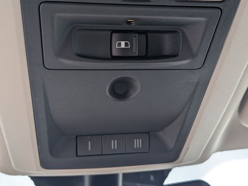 Used 2017 RAM 2500 Laramie w/ Snow Chief Group AWD/4WD image 31