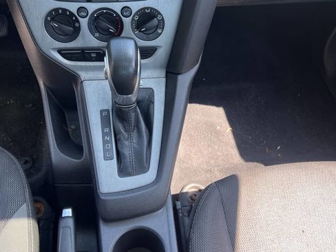 Used 2014 Ford Focus SE FWD image 13