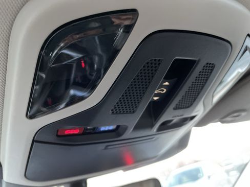 Used 2025 Subaru Outback Premium image 29