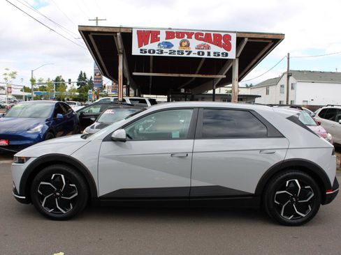 Used 2024 Hyundai Ioniq 5 SEL RWD image 3