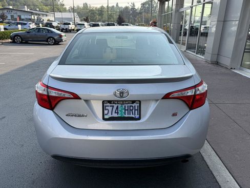 Used 2015 Toyota Corolla S FWD image 4