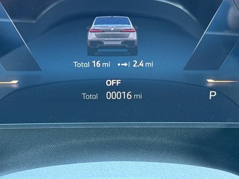 New 2026 BMW 740i w/ Premium Package image 18