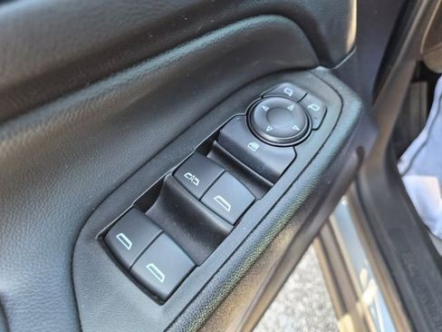 Used 2024 Chevrolet Equinox LT FWD image 14