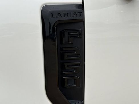Used 2021 Ford F250 Lariat AWD/4WD image 6