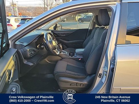 Used 2023 Subaru Outback Premium image 14
