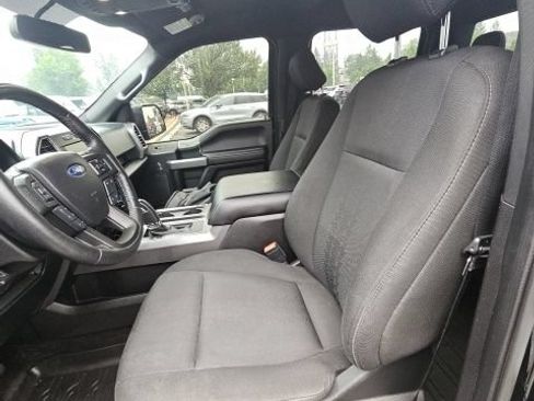 Used 2018 Ford F150 XLT w/ Equipment Group 302A Luxury AWD/4WD image 3