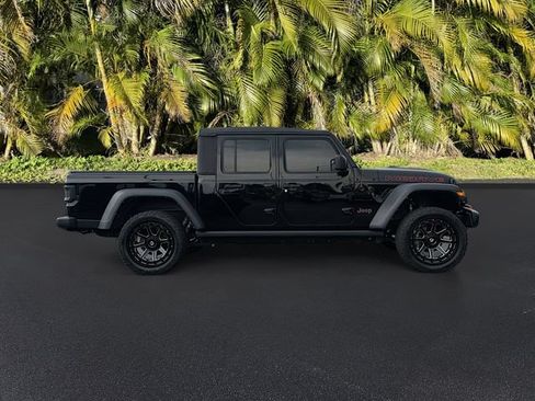 Used 2023 Jeep Gladiator Mojave w/ Cold Weather Group AWD/4WD image 3