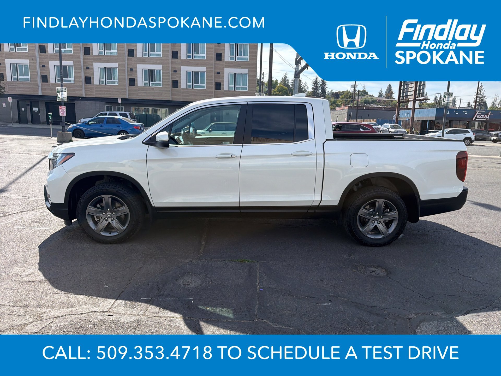 Used 2023 Honda Ridgeline RTL image 2