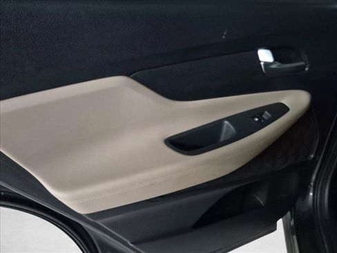 Used 2020 Hyundai Santa Fe SEL FWD image 9