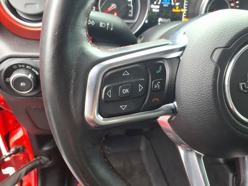 Used 2018 Jeep Wrangler Unlimited Rubicon w/ Dual Top Group AWD/4WD image 19
