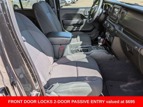Used 2023 Jeep Gladiator Sport AWD/4WD image 31