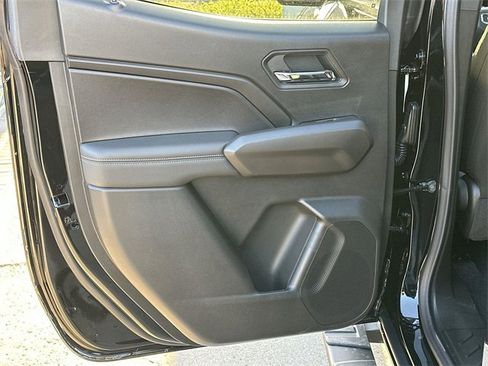 New 2026 GMC Canyon Elevation w/ LPO, Black Badging Package image 22