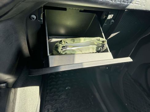 Used 2023 Jeep Wrangler Unlimited Sport AWD/4WD image 30