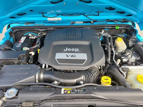 Used 2017 Jeep Wrangler Sport image 38