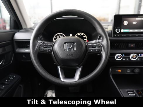 Used 2025 Honda CR-V LX image 9